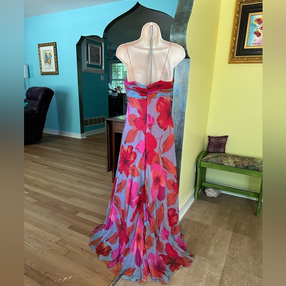 Naeem Khan Silk Fit to Flare Hibiscus Ballgown ~ XS/S/10 - Picture 15 of 17